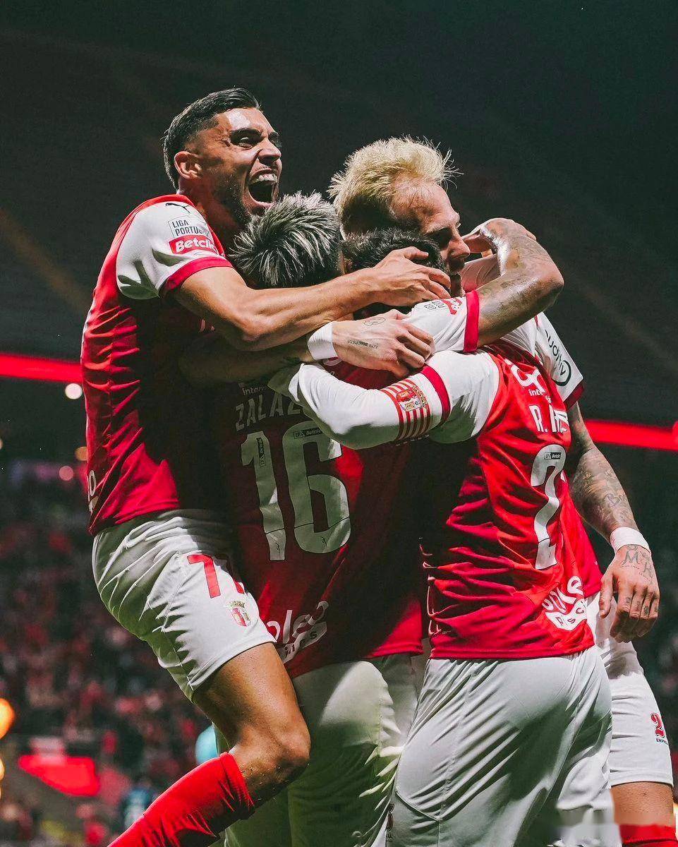 葡超今晚再迎强敌,尤文图斯再遭质疑,主帅态度——气氛紧张,赛季目标并未改变的简单介绍 葡超今晚再迎强敌,尤文图斯再遭质疑,主帅态度——气氛紧张,赛季目标并未改变的简单介绍