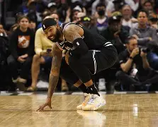 爱游戏全站 -赛前体能课后;塞维利亚手感冰凉备战NBA常规赛;底气十足;细节决定成败